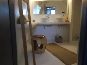 Amphora Meltemi Seaview Gem w Private Jacuzzi