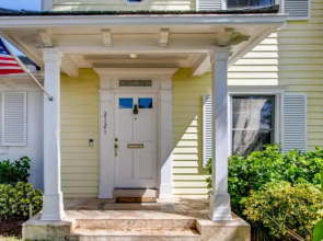 Villa Dolce Vita 4bd 4ba Private Pool and Parking