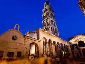 Dragi - Great Location & Comfortable - SA1