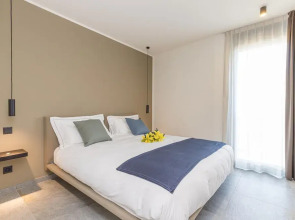 Icon H 505 Suite Business