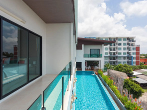 The Thames Pool Access Resort SHA+