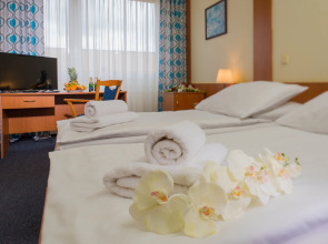 TOP HOTEL Praha & Conference Centre