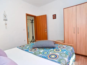 Welcoming Apartment With Shared Pool