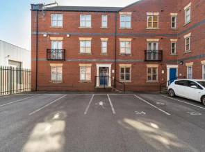 Posh Parlour By Jesouth