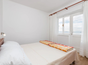 Stunning Home in Starigrad With 2 Bedrooms and Wifi