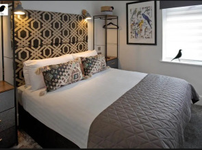 Blackbird Accommodation and Luxury Apartments room 14