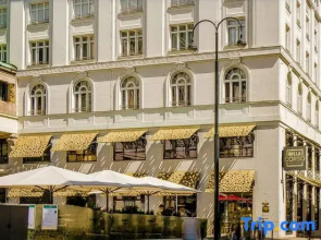 ArtApartment near Stephansplatz Stylish 2 BR AC