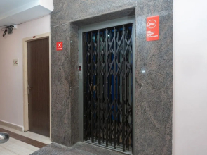 OYO 16749 Hotel Paris