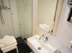 Roma Luxus Hotel