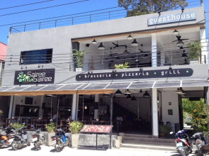 Sairee Sairee Guesthouse
