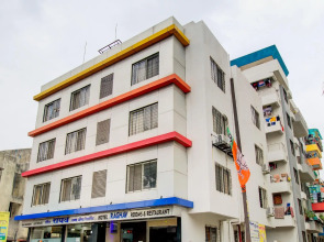 OYO 68808 Hotel Raghav