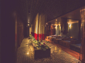 Alagon Central Hotel & Spa