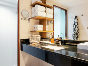 Sunwing Kamala Beach