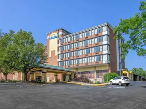 Days Inn & Suites By Wyndham Lebanon Pa