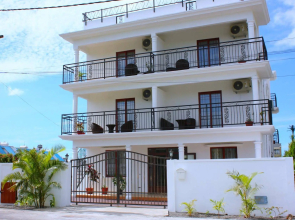 La Serenade Bed and Breakfast