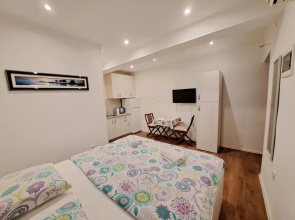 Studio Leo Apartment