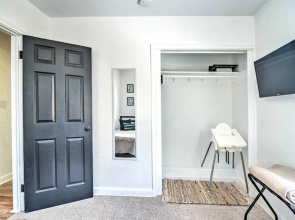 Family-friendly Clearwater Home w/ Game Room!