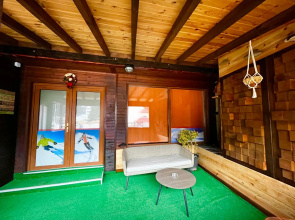 Roots Apartment 2