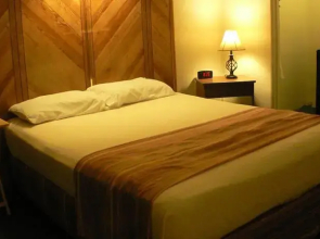 Desert View Inn
