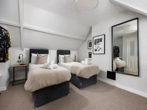 Bijoux Central Plymouth 1 Bed Apartment