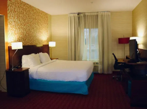 Peach Tree Inn And Suites