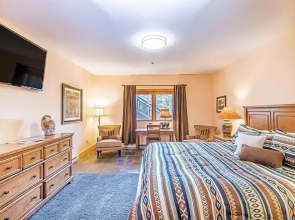 Bear Creek Lodge 213 2 Bedroom Condo by Alpine Lodging Telluride