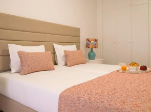 Simon Guest Apartments