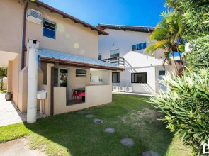 Casa Com 03 Dormitórios De Casal