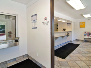 Motel 6 Roseville, MN - Minneapolis North