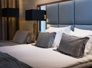 Спа- и конференц-отель V