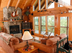 MAJESTIC OAKS - 3 Br Cabin