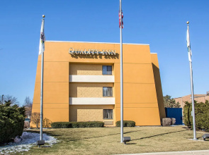 Quality Inn Elgin