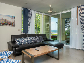 Karon Sea View Beach Apartment