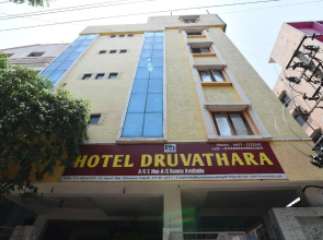 Hotel Dhruvathara
