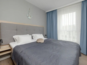 Coast Apartment With Balcony by Renters