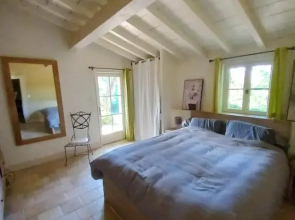Maison de 2 chambres avec jacuzzi jardin clos et wifi a Saint Ciers de Canesse