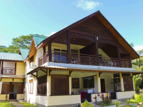 Takamaka Green Village