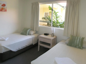 Tradewinds McLeod Holiday Apartments