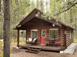 The Reclusive Moose Cabins