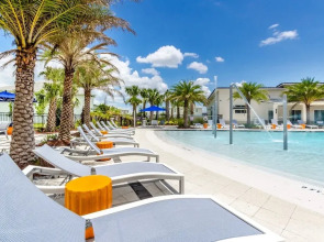 Sonoma Resort - 2621 Calistoga Avenue