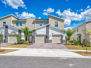 Super spacious apt in Champions Gate