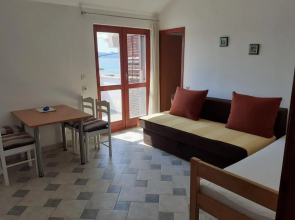 Ana- Next to the sea - A3