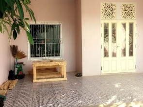 Green Leaf Guesthouse