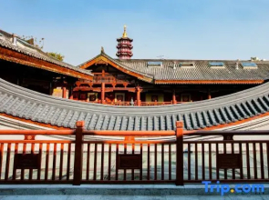 Xichang Qianxun Tangji SCHOLARS Hotel