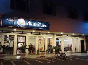 See Foo Hotel