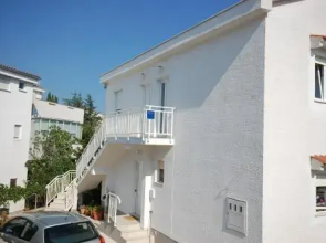 Apartments Curicta 1