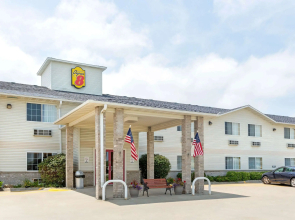 Super 8 by Wyndham Clarinda