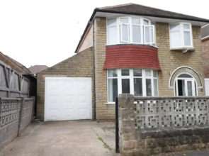 A stylish four bedroom house in wollaton