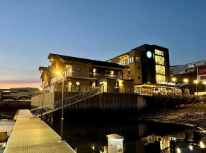 Arctic Sea Hotel