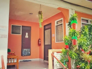 White Beach Guest House